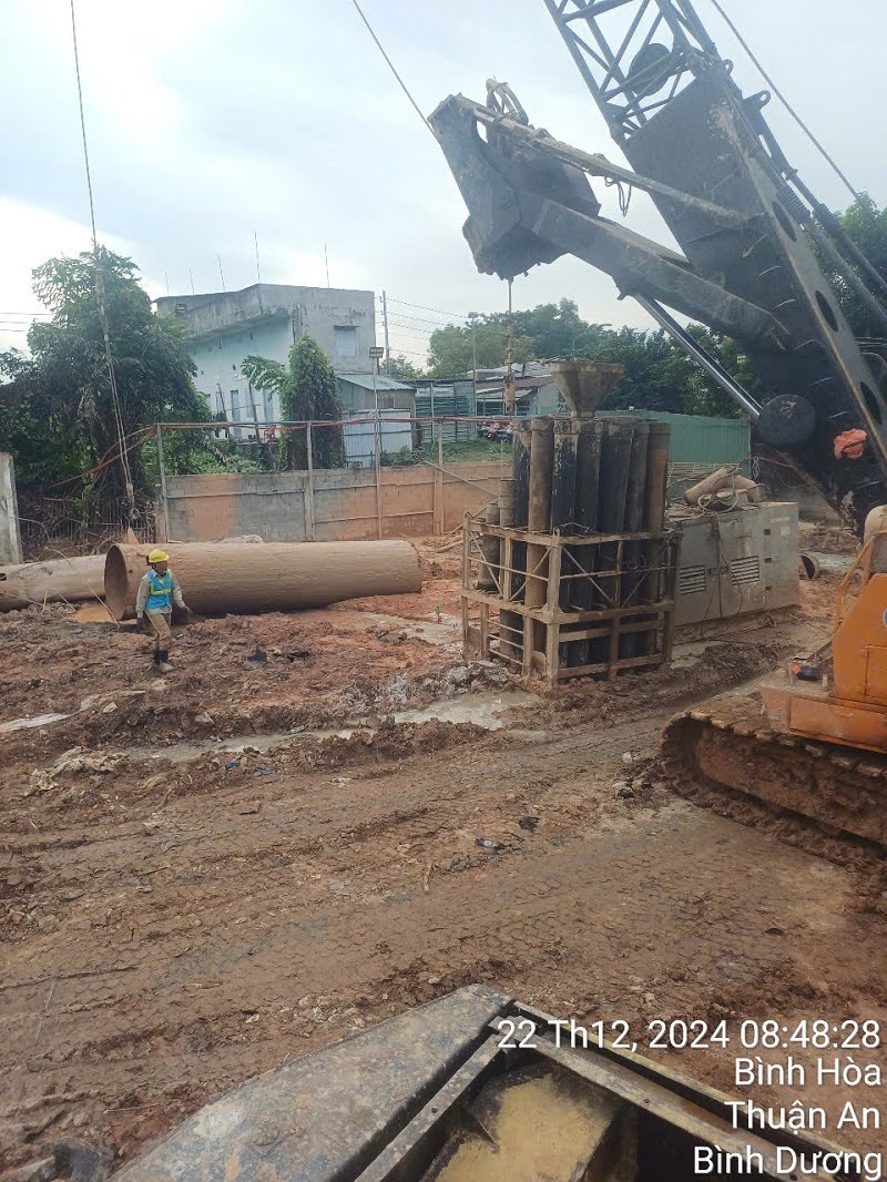 THI CÔNG CỌC KHOAN NHỒI D1200: GIẢI PHÁP ỔN ĐỊNH VÁCH ĐẤT YẾU